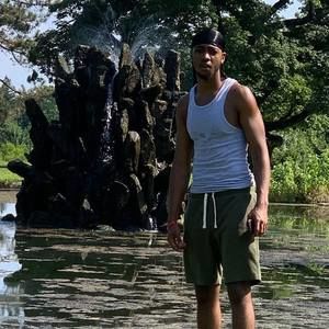 Meet your Posher, Lee